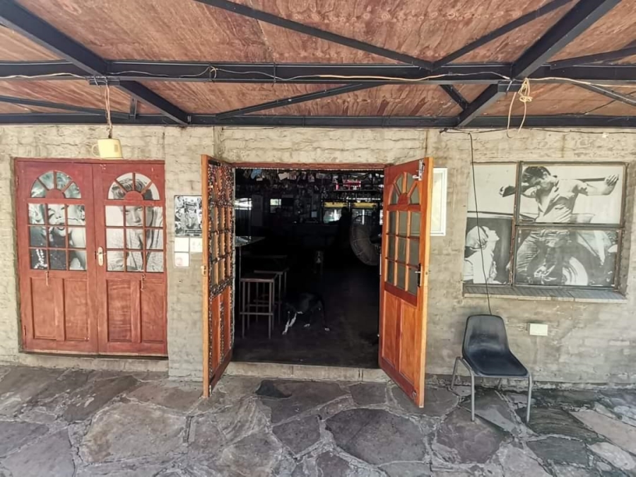 Commercial Property for Sale in Tweeriviere A H North West